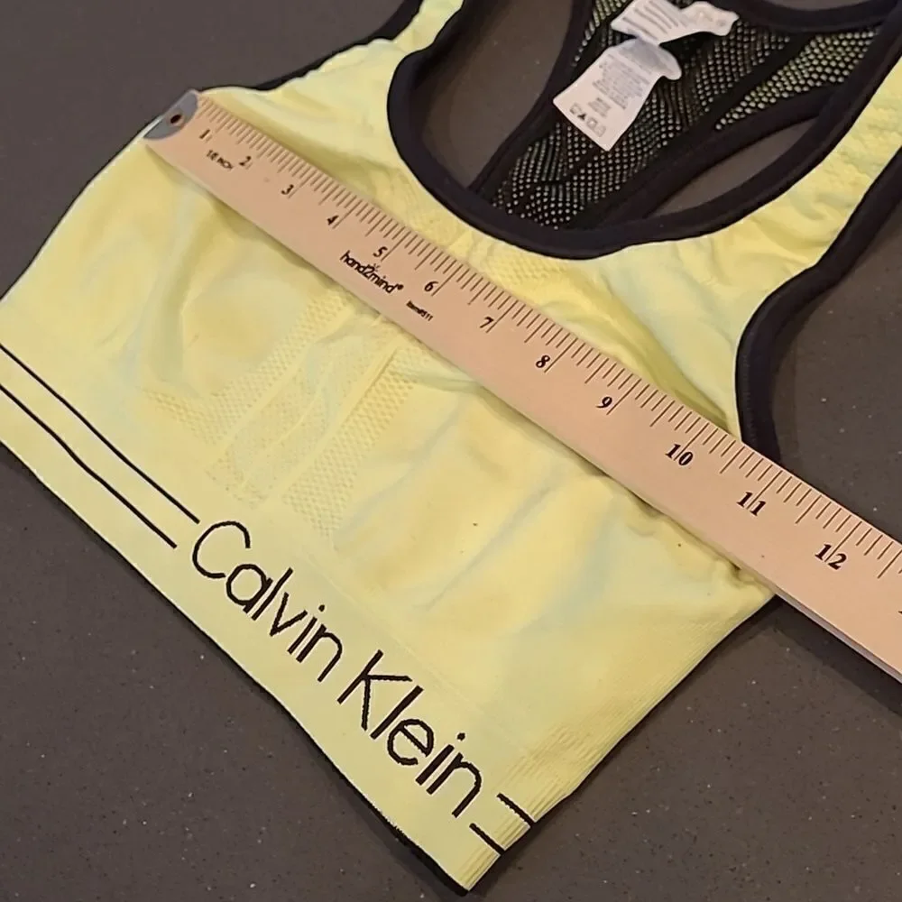 Calvin Klein  performance quick dry sz M Activewear raceback  top - Picture 5 of 6
